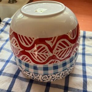 3 melamine bowls